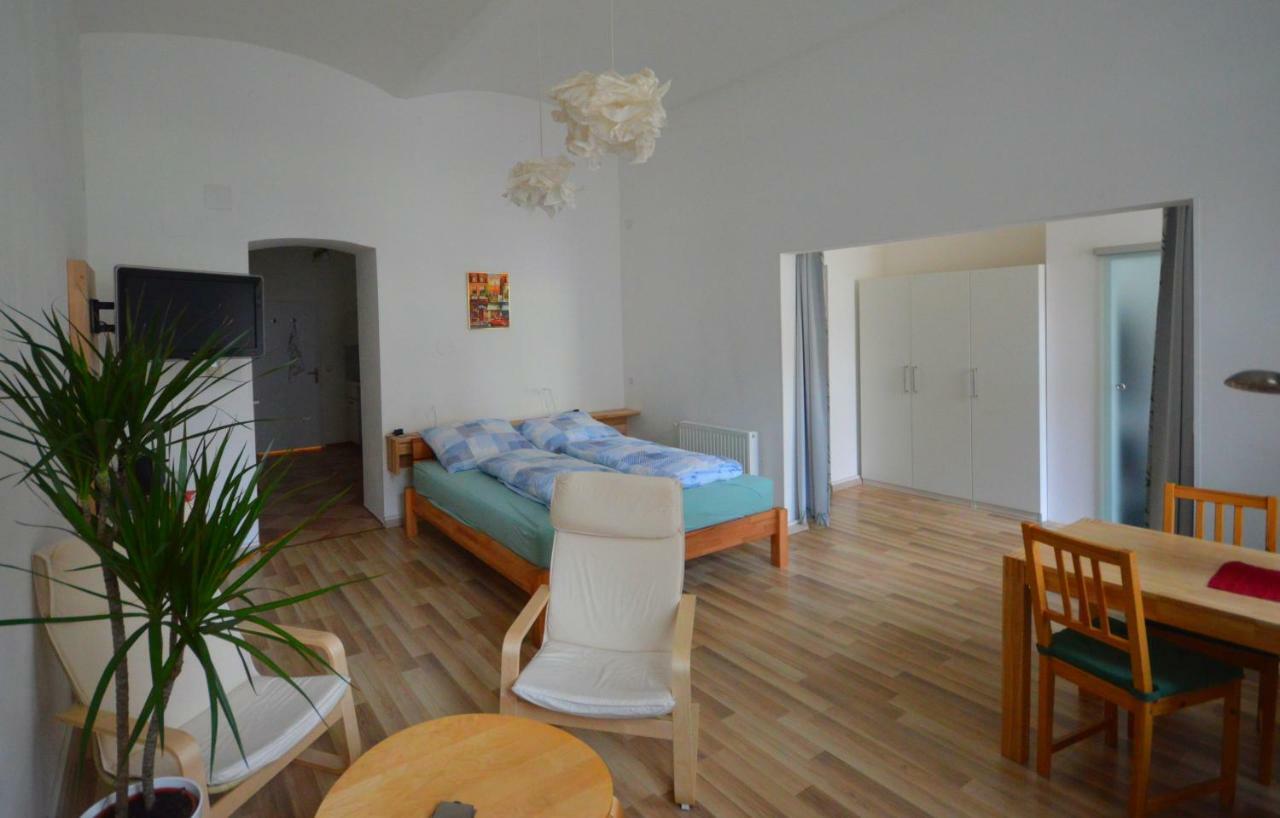 Wiener Ferienwohnung Buitenkant foto